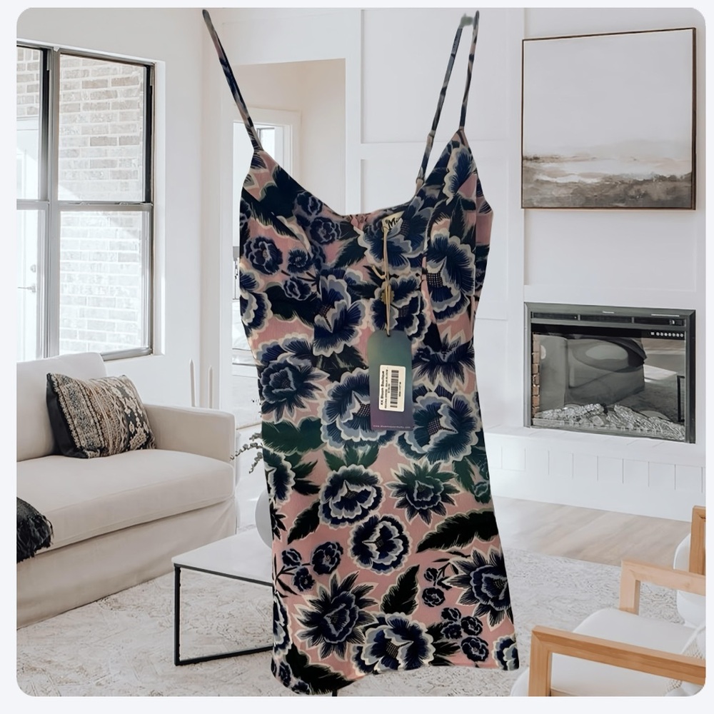 NWT Show me your MuMu